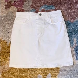 White denim skirt